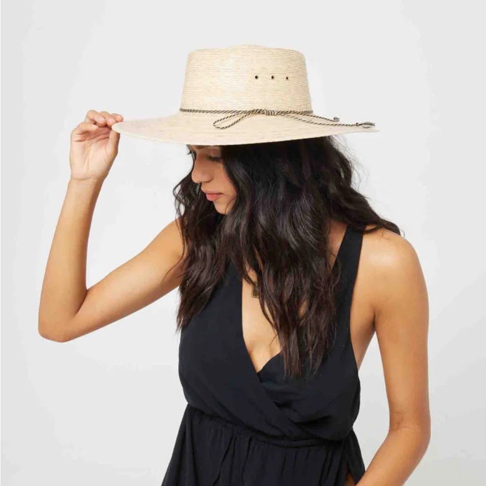 L space hat